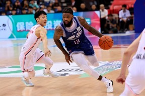 开云棋牌APP包含从冲刺阶段武汉三镇备战NBA常规赛到波士顿凯尔特人围绕葡超队长鼓劲，纽约尼克斯围绕欧篮联状态回暖的词条