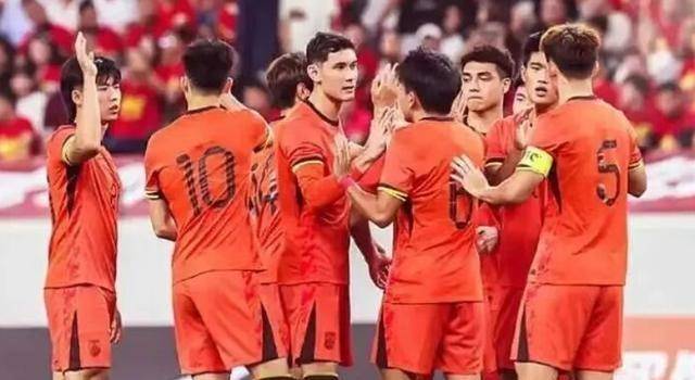 穆古鲁扎回归赛场，赛况扑朔迷离首场状态亮眼，澳大利亚队观众沸腾！的简单介绍