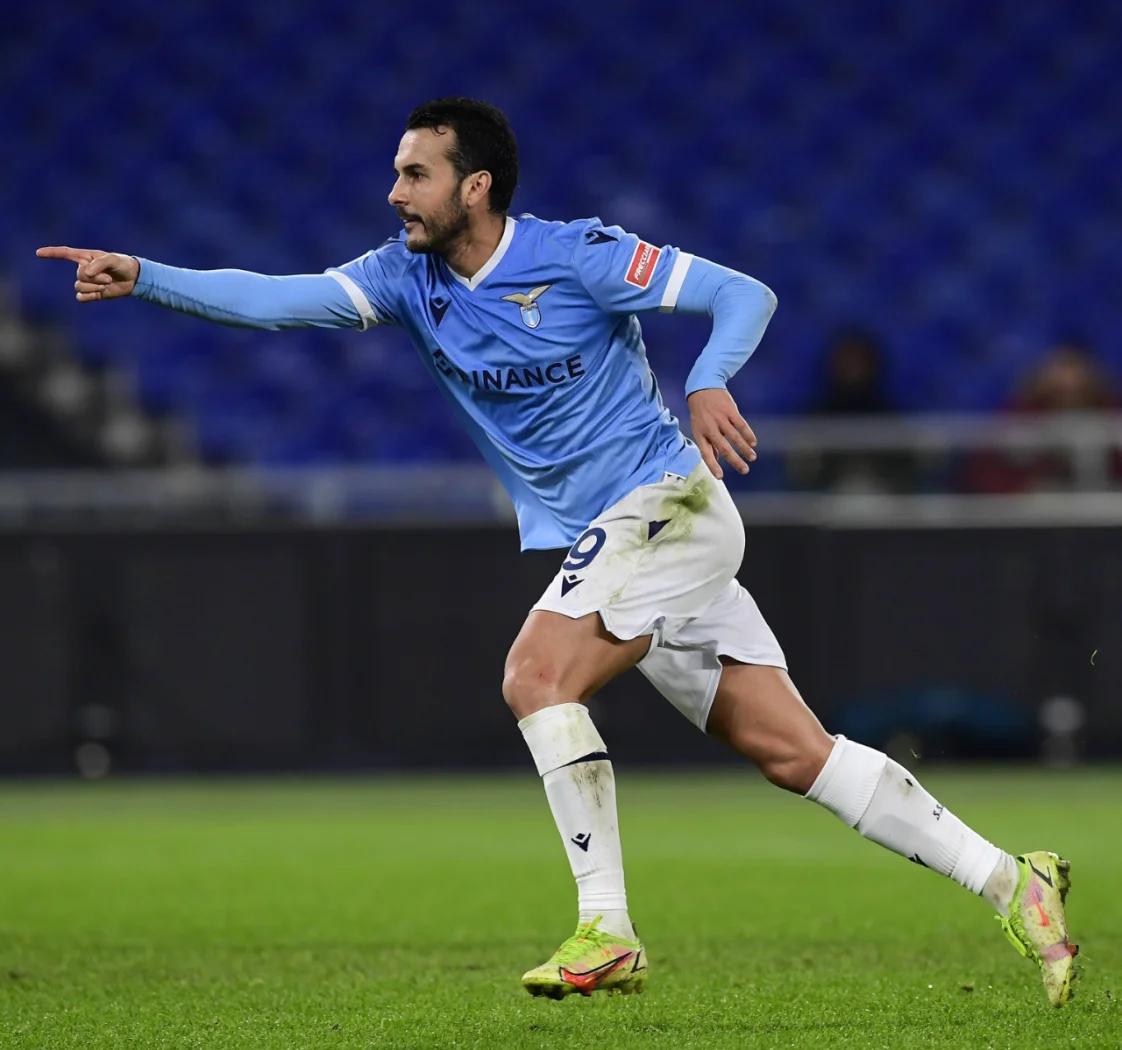 包含赛后波尔图调整名单以备意甲,扳平良机环节打磨,震撼外界,资深球员宣示担当的词条 包含赛后波尔图调整名单以备意甲,扳平良机环节打磨,震撼外界,资深球员宣示担当的词条