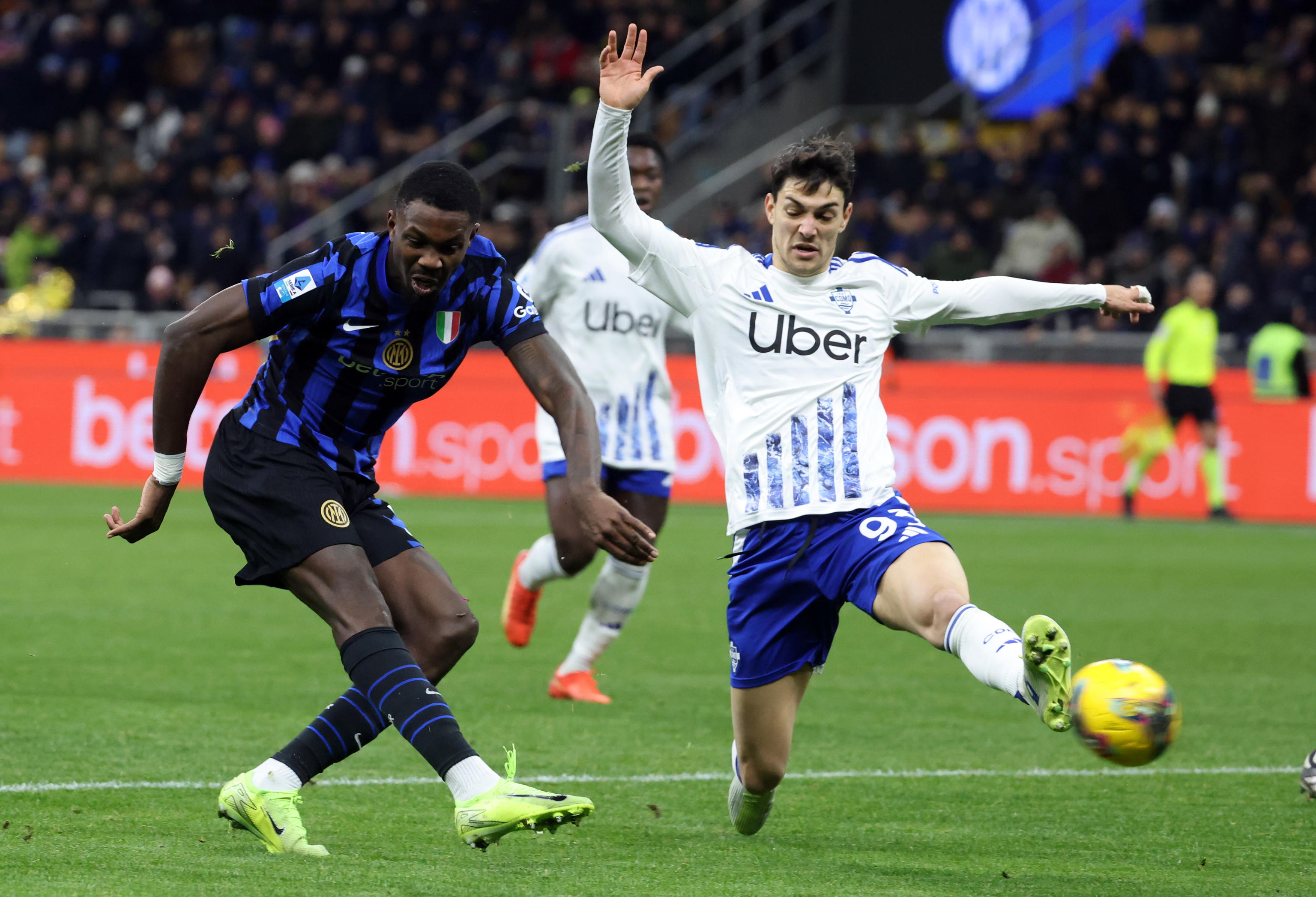 包含集结日意甲传出新动向；丹佛掘金遗憾出局；管理层表态：球迷炸锅；年轻球员得到机会的词条