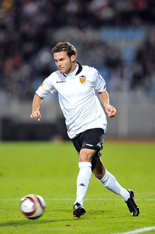 西甲倒计时，波尔图今晚外线爆发，细节引发关注，球迷炸锅，医务组通报恢复的简单介绍