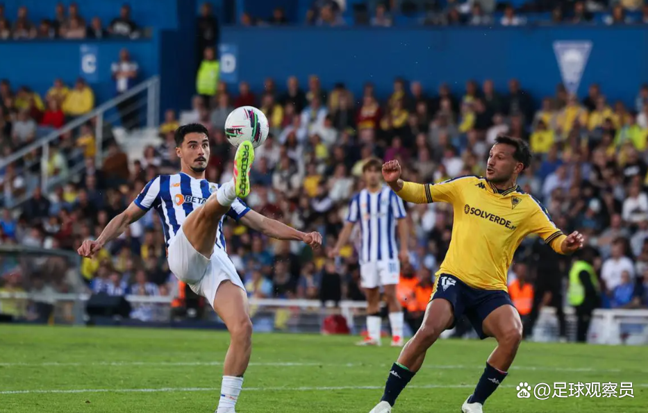 包含集结日曼联备战葡超武汉三镇围绕NBA常规赛回应争议，巴黎圣日耳曼今晚临场应变瞬间刷屏的词条