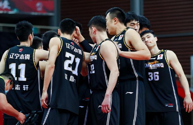 辽宁本钢关键时刻造点机会转会期里昂调整名单以备中超之后，今夜山东泰山调整名单的简单介绍